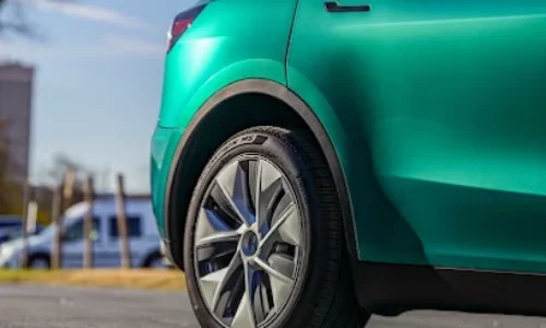 Professional Vehicle Wrapping in Capital Wrappers